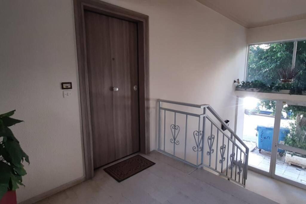 Bilocale - Δίχωρο Διαμέρισμα Δίπλα Στα Ψηλαλώνια Patras Exterior foto